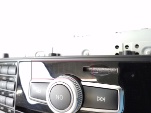 Mercedes Benz E-Class W207 (2009–2017) Audio, video, navigation A2129005514 - 4