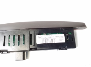 Mercedes Benz E-Class W207 (2009–2017) Parking system display A0015424623 - 2