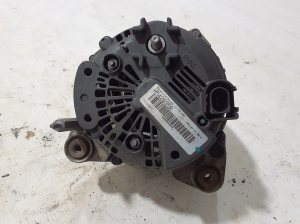 Volkswagen Caddy III (2004–2015) Ģenerators H542695R - 2