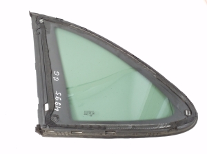 Porsche Cayenne (2010–2017) Rear quarter glass 95854411208 - 2