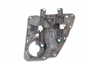 Porsche Cayenne (2010–2017) Rear side door window regulator 7P5839755B - 2