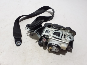 AUDI A6 C8 (2018–2025) Sicherheitsgurt vorne 4K8857705A - 4