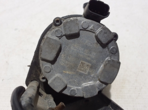 Auxiliary water pump - 210107745R