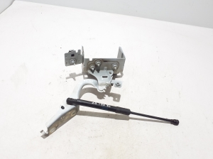 RENAULT Trafic lV (2022–2026) Hood hinge 654003204R - 3