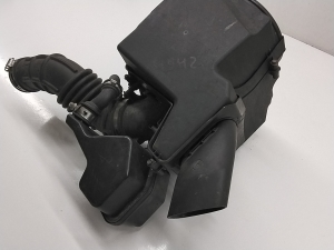 Ford Kuga (2012–2019) Luftfiltergehäuse und seine Teile 72344999 - 5