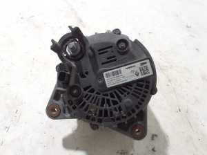 RENAULT Trafic lV (2022–2026) Generaator 231008648R - 3