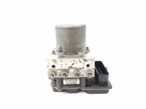 Mercedes Benz E-Class W207 (2009–2017) ABS unit A2124317012 - 3