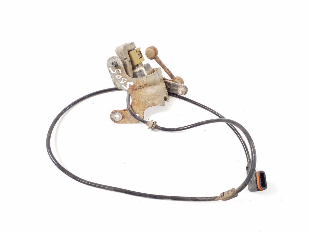 Mercedes Benz E-Class W207 (2009–2017) Sensor an der Hinterradnabe A0045429918 Mercedes Benz E-Class W207 (2009–2017) Sensor an der Hinterradnabe A0045429918