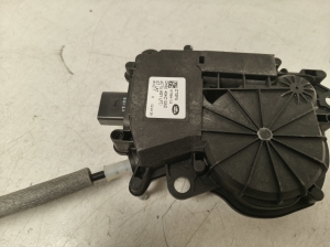 Land Rover Discovery Sport (2014–2026) Trunk lid lock FK72442A66AC - 5