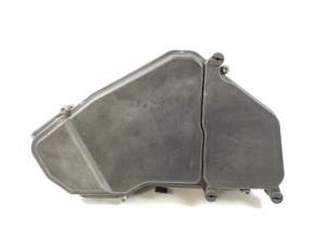   Sicherungskastengehäuse unter der Motorhaube  - 95861061500 