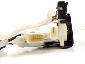 Porsche Cayenne (2010–2017) Front door lock 4G1837015A - 4