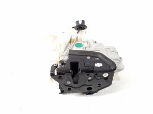 Porsche Cayenne (2010–2017) Front door lock 8J1837016B - 2
