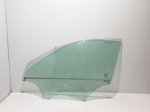 Front door glass - 32132244