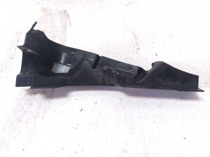Front fender bracket - 4G0805233