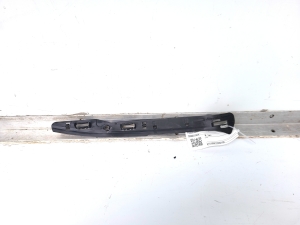 Volkswagen Caravelle (2004–2015) Front bumper bracket 7E0807183A - 2