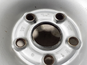Volkswagen Caddy III (2004–2015) Riteņa disks KBA43930 - 3