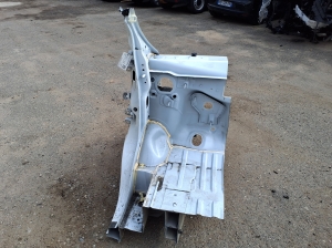 RENAULT Trafic lV (2022–2026) Eesmine tugijalg 751117057R - 2