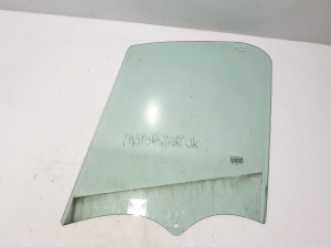 Front door glass - 803135606R