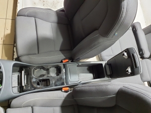 VOLVO C 40 I (2022–2026) Salons un tā detaļas - 8