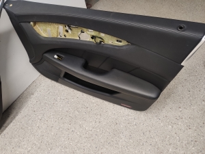 Mercedes Benz CLS-Class 218 (2011–2018) Priekšējo durvju apšuvuma apdare A2187202570 - 3