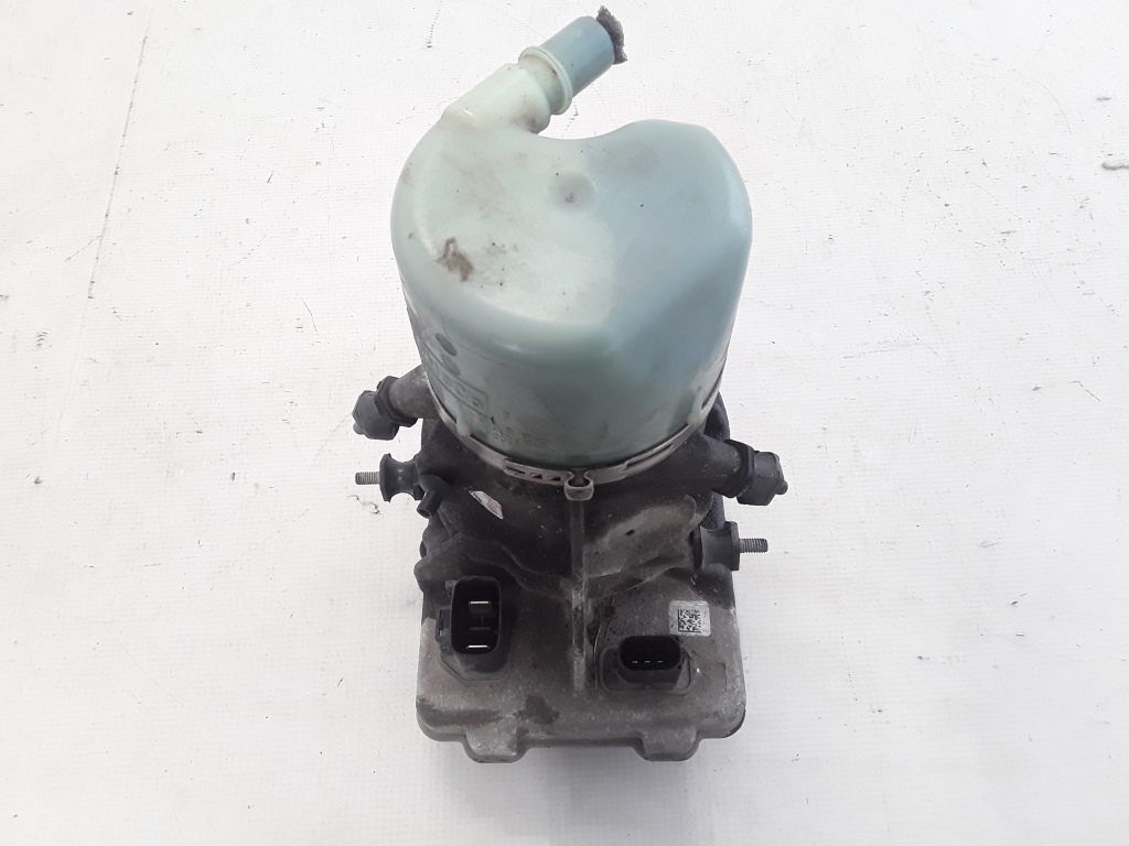 Used VOLVO XC60 Electric power steering pump 31387595