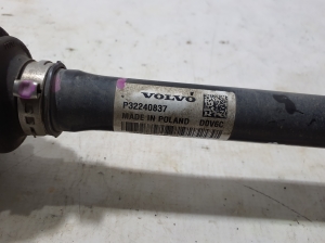 VOLVO C 40 I (2022–2026) Front drive shaft and its parts 32240837 - 2