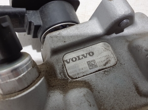 VOLVO C 40 I (2022–2026) Klimaschlauch Ventil - 4