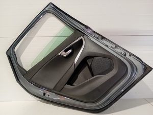 VOLVO V40 (2012–2019) Aizmugurējās sānu durvis un to detaļas - 6