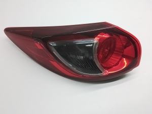 Mazda CX-5 (2011–2017) Hintere Eckleuchte und ihre Teile STANLEYW0429 - 2