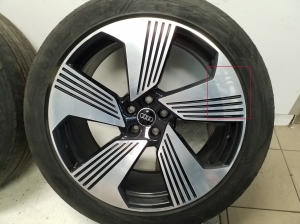 AUDI e-tron SUV (2018–2026) Rim set 4KE601025AC - 4