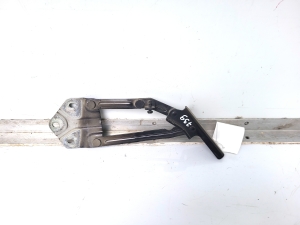 Volkswagen Touran I (2003–2010) Hood hinge 1T0823302 - 2