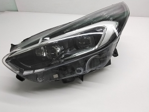 Scheinwerfer vorne - EM2B13W030CH