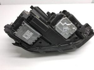 Volkswagen Touran III (2015–2026) Esituli 5TB941081A - 8