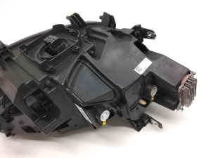 Volkswagen ID.3 C (2019–2026) Headlight 10B941035G - 6