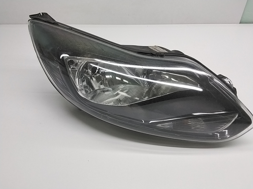 Ford Focus (2011–2018) Headlight BM5113W029CL Ford Focus (2011–2018) Headlight BM5113W029CL