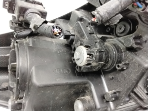 Kia Soul (2014–2019) Headlight 92101E4 - 9