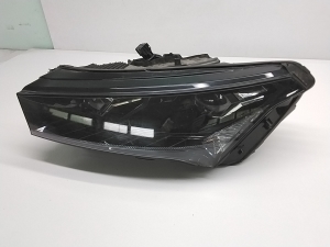 Skoda Enyaq iV I (2020–2026) Esituli ja selle osad 5LB941017A - 8
