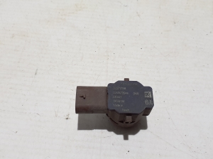 VOLVO C 40 I (2022–2026) Rear parking sensor 32271798 - 2