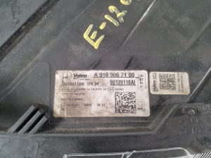 Mercedes Benz Sprinter W 907 (2018–2026) Esituli A9109067100 - 8