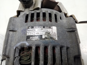 TOYOTA Matrix E13 (2001–2008) Lichtmaschine 270600D110 - 2
