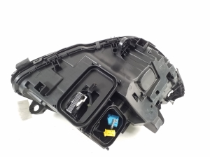 Mercedes Benz C-Class 205 (2014–2021) Esituli A2059068701 - 5