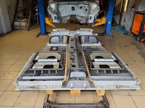 VOLVO C 40 I (2022–2026) Akumulators 32361091 - 3