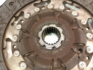 TOYOTA Avensis T27 (2008–2019) Sidur ja selle osad 3465533 - 4