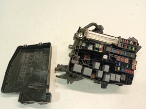 TOYOTA Avensis T27 (2008–2019) Kaitsmeplokid 8211505a50 - 3