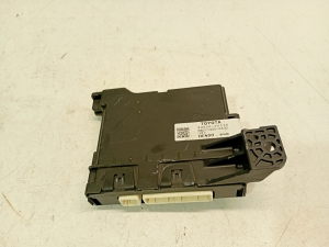 Control unit - 8865005310