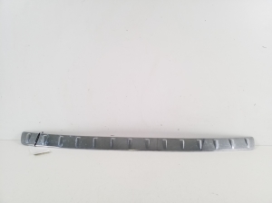 Aizmugurējā bampera hroma līste - A2468854500