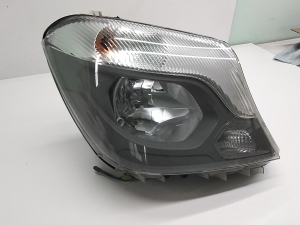 Mercedes Benz Sprinter /906/ (2006–2018) Esituli A9068202461 - 2