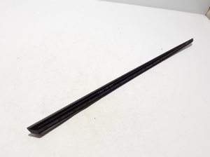 Porsche Cayenne (92A) (2017–2026) Windshield pillar outer molding 9Y3854328 - 2