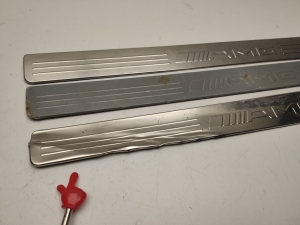 Mercedes Benz EQC N293 (2019–2026) Inner sill trim A2046800135 - 3