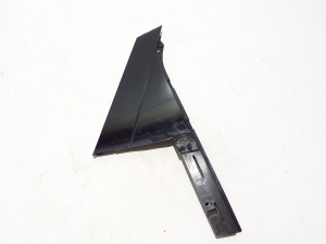   Rear side door outer window molding  - 9Y3839904 
